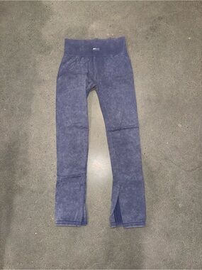 High-Waist Bo+Tee Acid Wash Blue Leggings